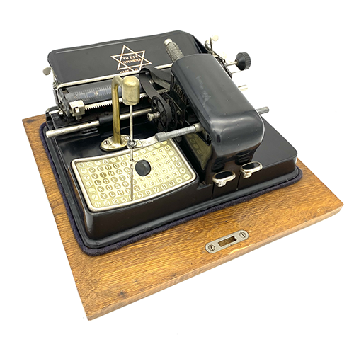 Yu-ess typewriter